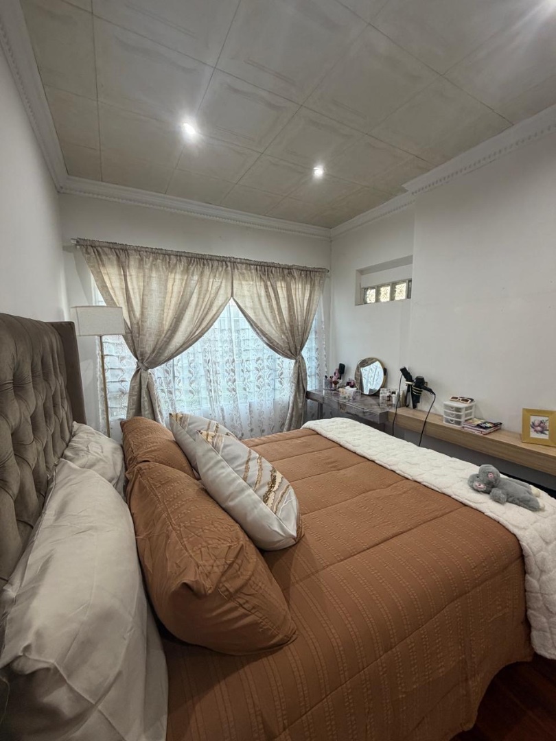 5 Bedroom Property for Sale in Colorado Park Western Cape